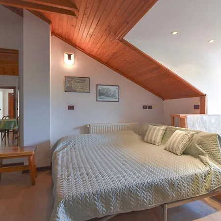 Apartment Vosilla *